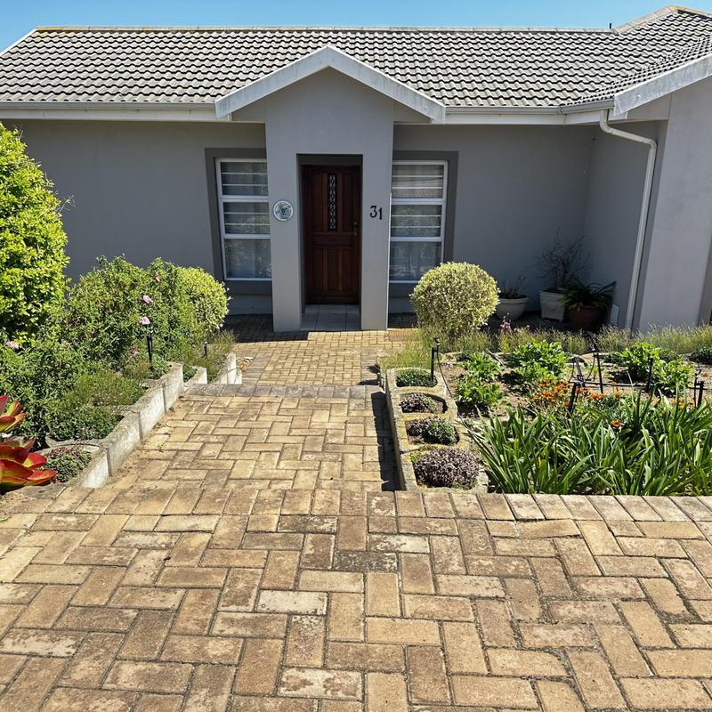 3 Bedroom Property for Sale in Fraaiuitsig Western Cape